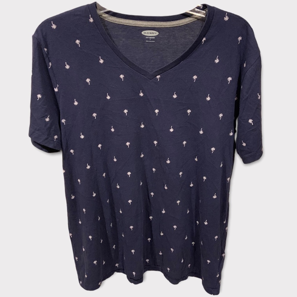 Old navy men’s tee with palm trees
